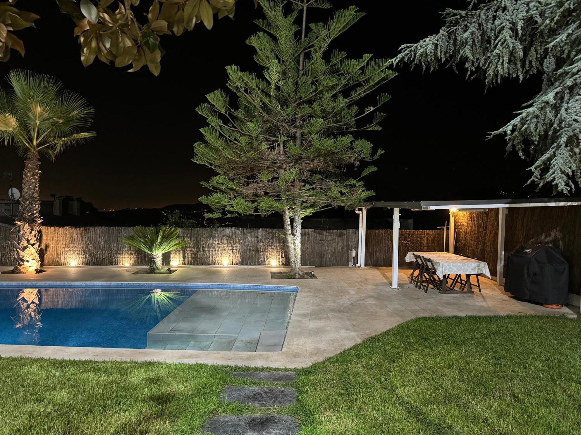 Casa A 20km De Barcelona Con Sauna Y Piscina Privada Fontpineda Vakantiehuis