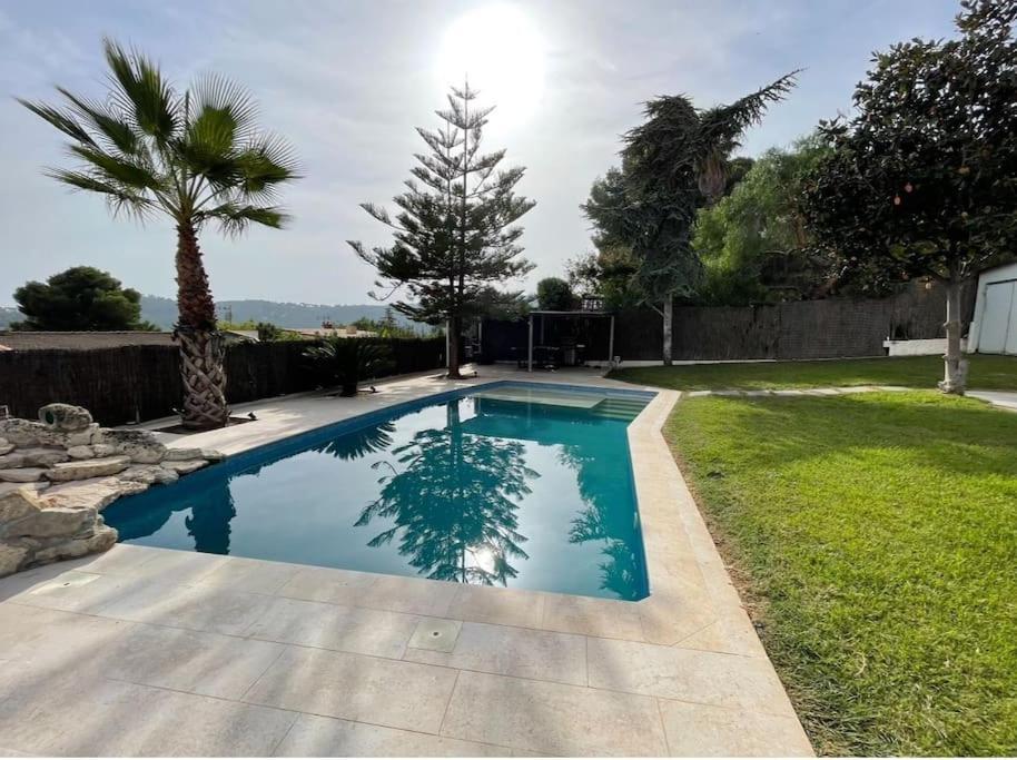 Casa A 20km De Barcelona Con Sauna Y Piscina Privada Fontpineda Holiday home Palleja