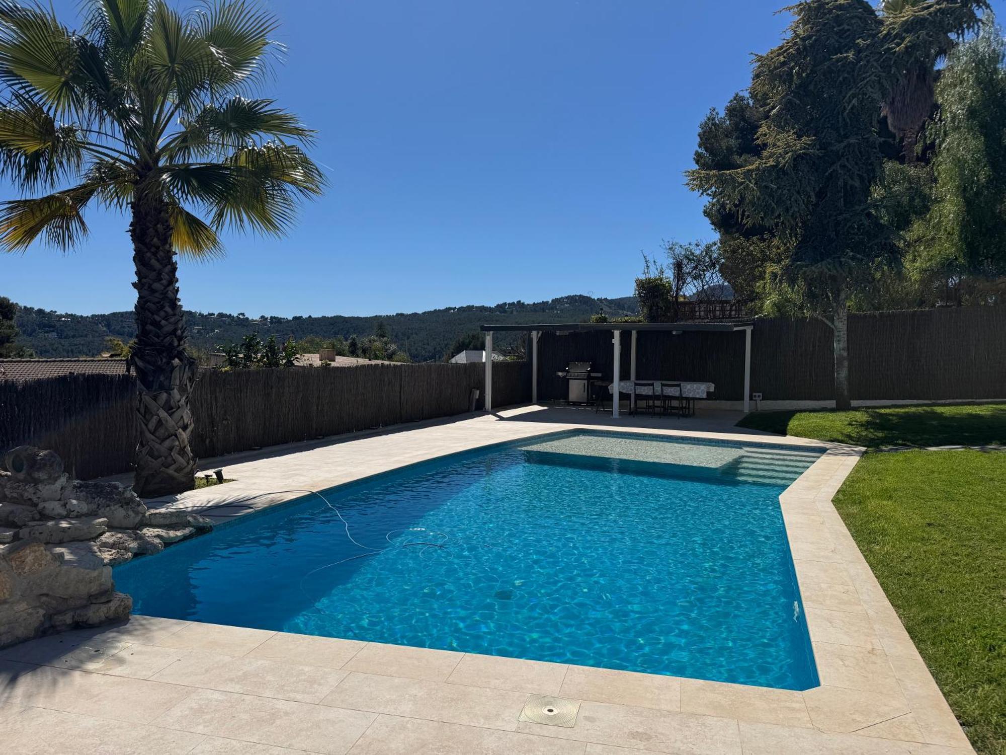 Casa A 20km De Barcelona Con Sauna Y Piscina Privada Fontpineda Holiday home Palleja